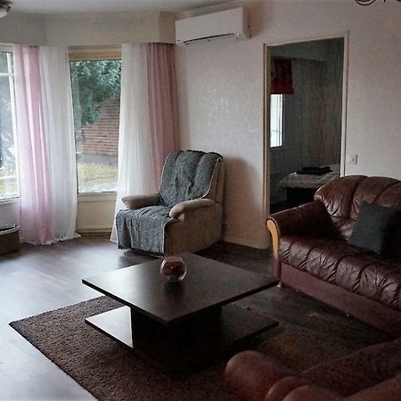 4 Bedrooms Near Center - Kranni Pori Eksteriør billede